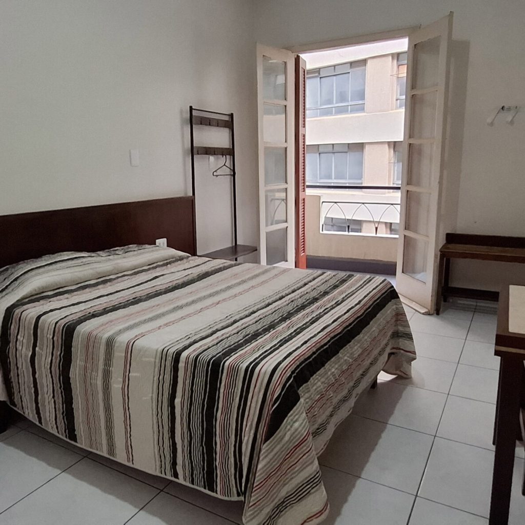 quarto-casal 20241025_172302